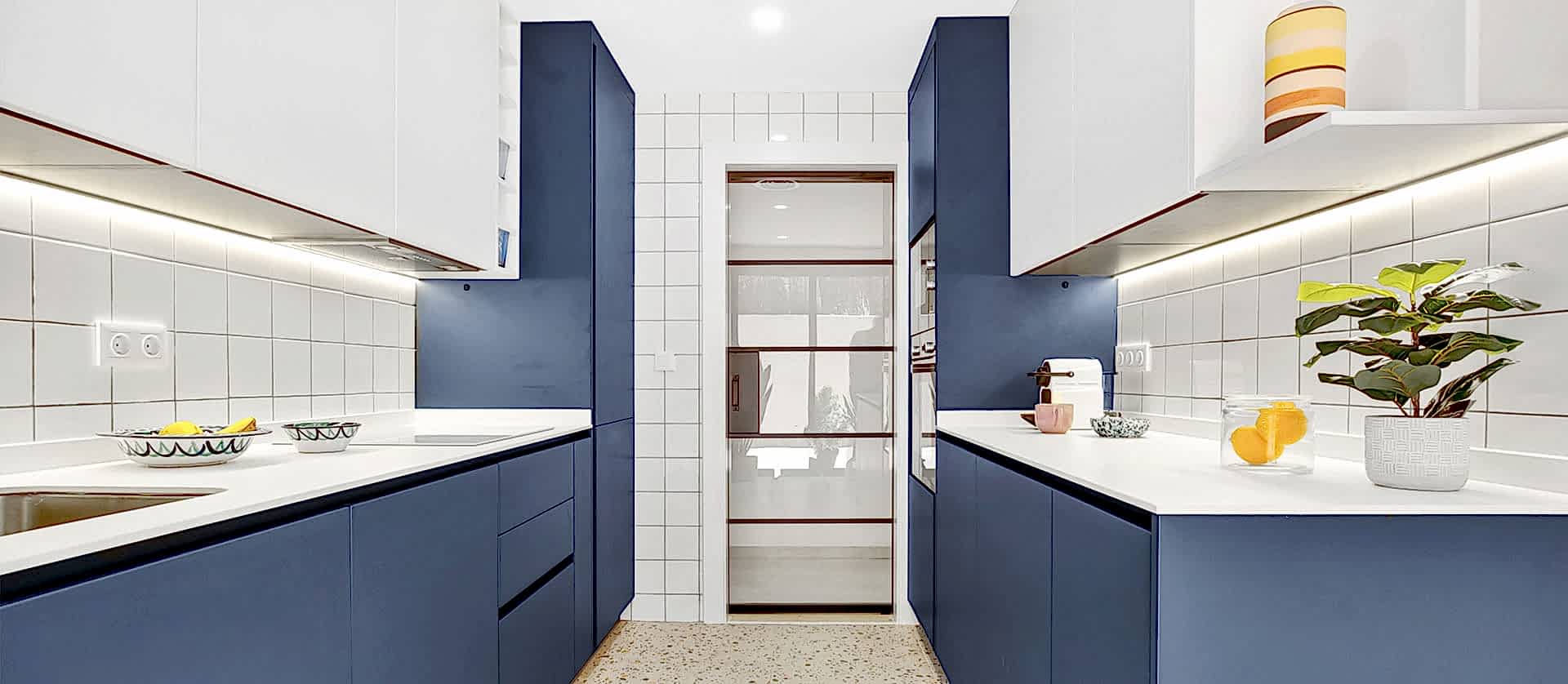 04-cocina-azul-interiorismo-laube